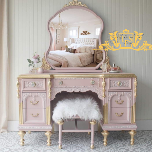 Classical Victorian Dresser