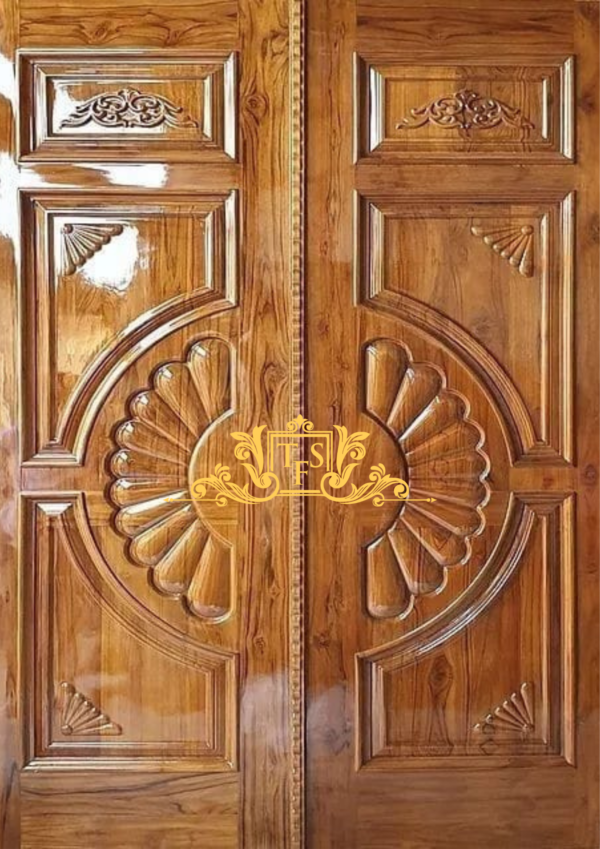 Wooden Door in Solid Wood